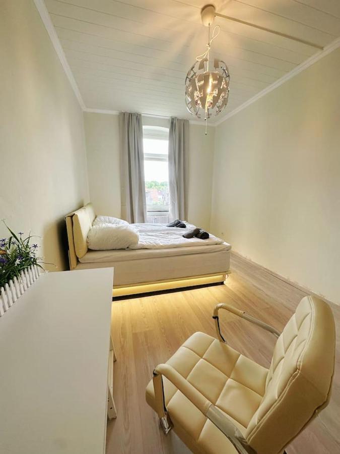 דיסבורג 2 Schlafzimmer Waschenspuelmaschine מראה חיצוני תמונה